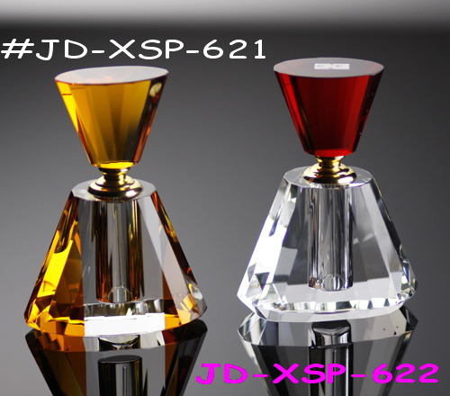 K9 High Quality Crystal Glass Perfume Bottle (JD-XSP-621)