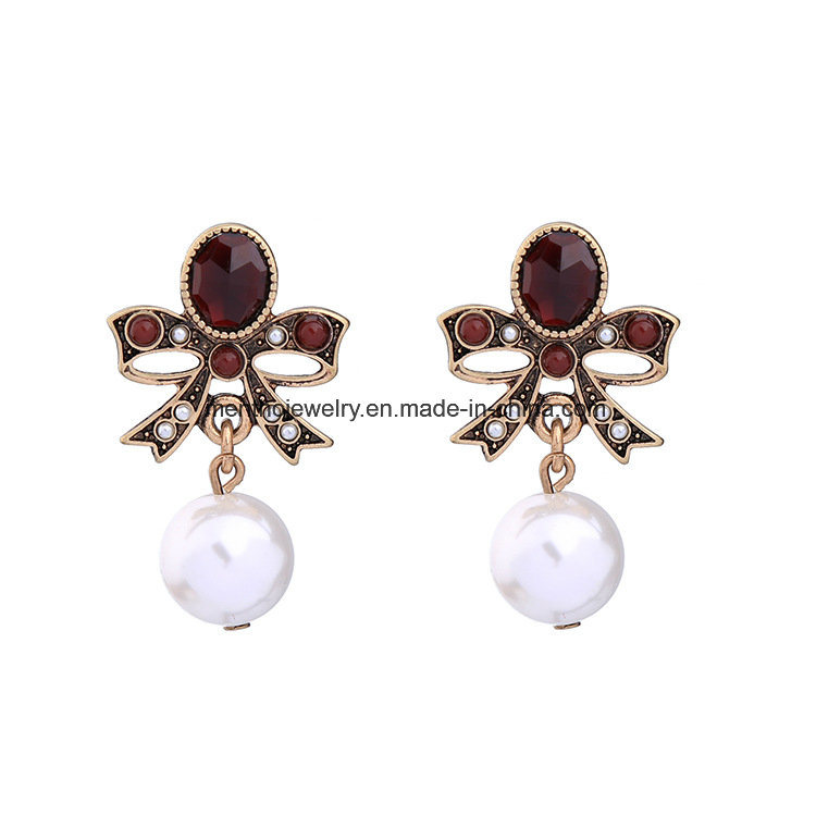 Retro Alloy Gemstone and Diamond Studded Earrings with Pearl Pendant Fashion Jewelry