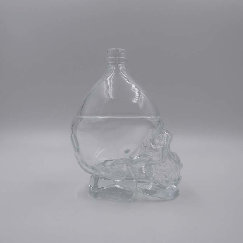 750ml Glass Bottle Skull Shape Vodka Glass Bottle Crystal Cap