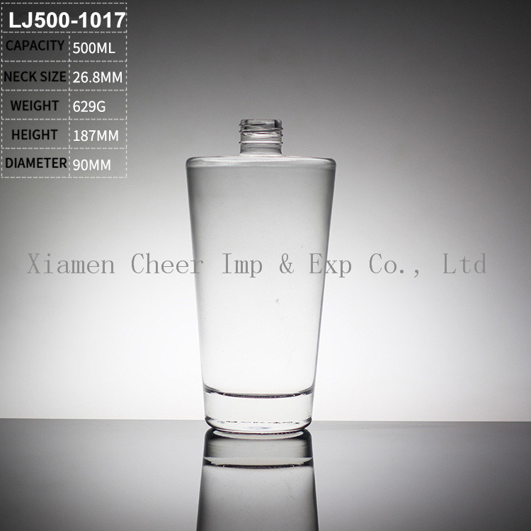 Chinese 500ml Crystal Clear Glass Liqueur Bottle