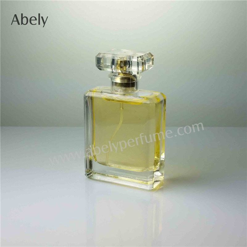 Classic Design Brand Perfume Bottle with Elegant Design
