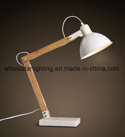 Traditional Desk Lamp with Wood Leg (WHT-0569)