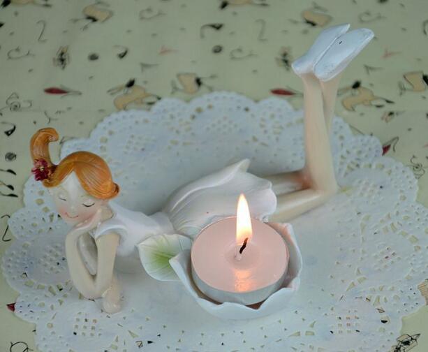 2017 Cheap Price Polyresin Fairy Candle Holder as Home Deco