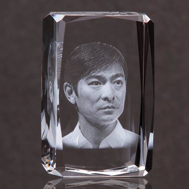 3D Laser Crystal Glass Engraving Photo Cube for Promotion Gifts