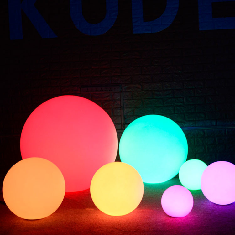 Battery Powered Globe Multicolor Waterproof LED Lighting Ball
