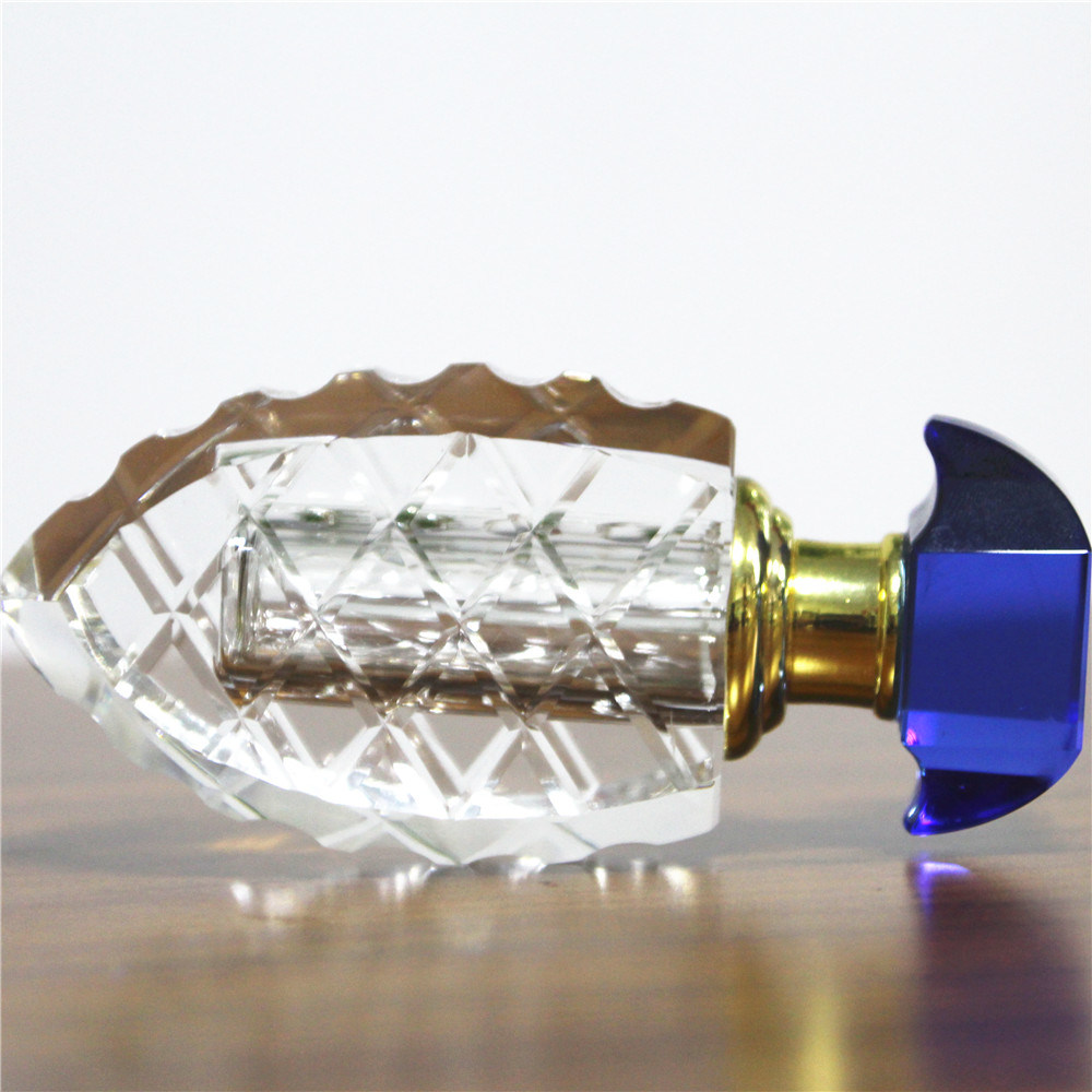 Small Mini Crystal Perfume Empty Bottle with The Blue Cap