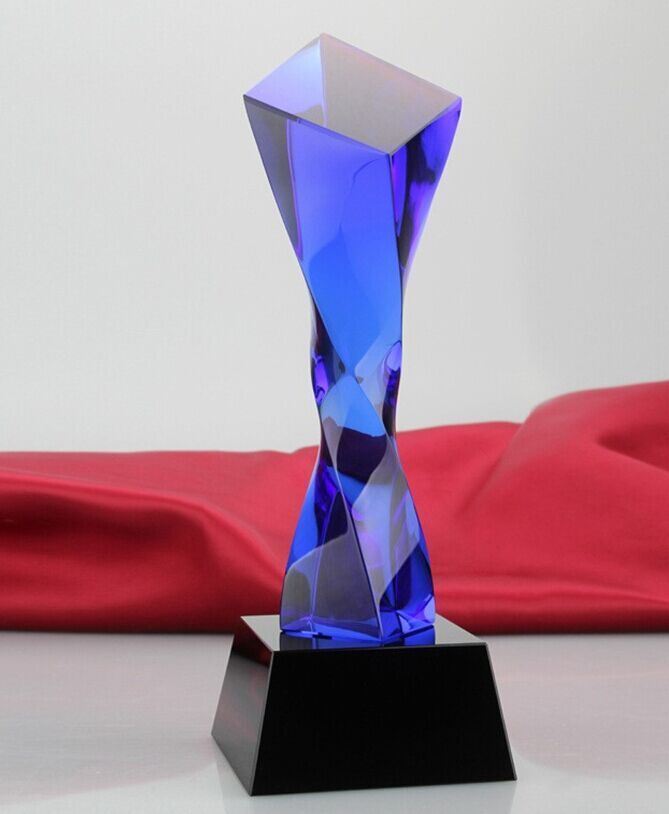 Customized High-Grade Crystal Trophy Creative Slant Glass Trophy
