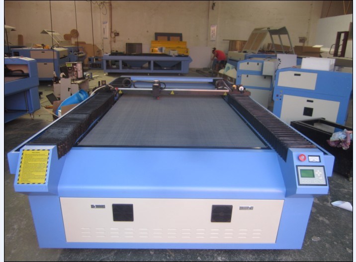 1500mm*3000mm Laser Cutting and Engraving Machine