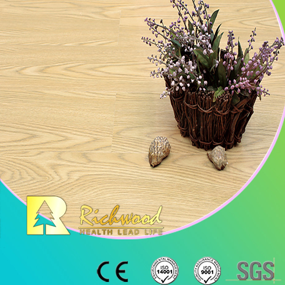 household 8.3mm E0 HDF AC4 Woodgrain Texture U Grooved Sound Absorbing Laminated Floor