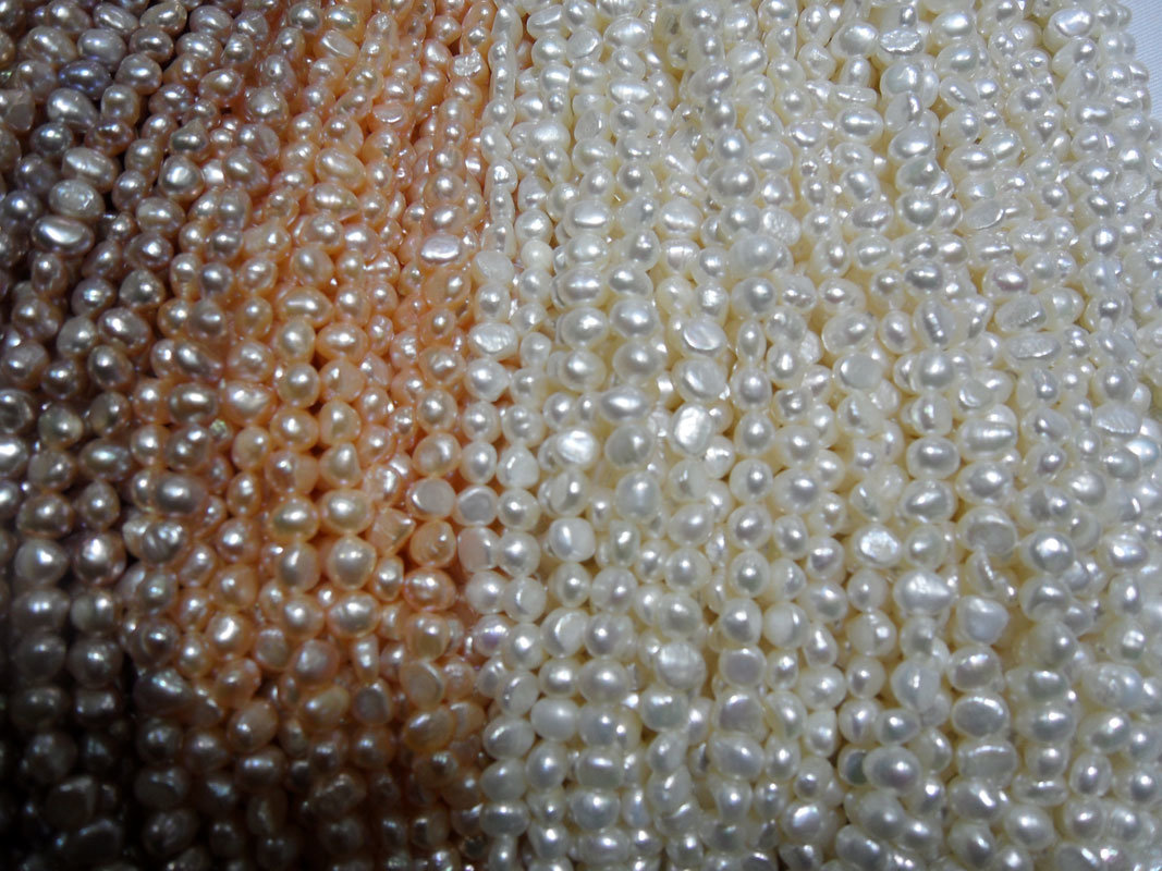 6-7mm Nugget Natural Freshwater Pearls Beads (ES392)