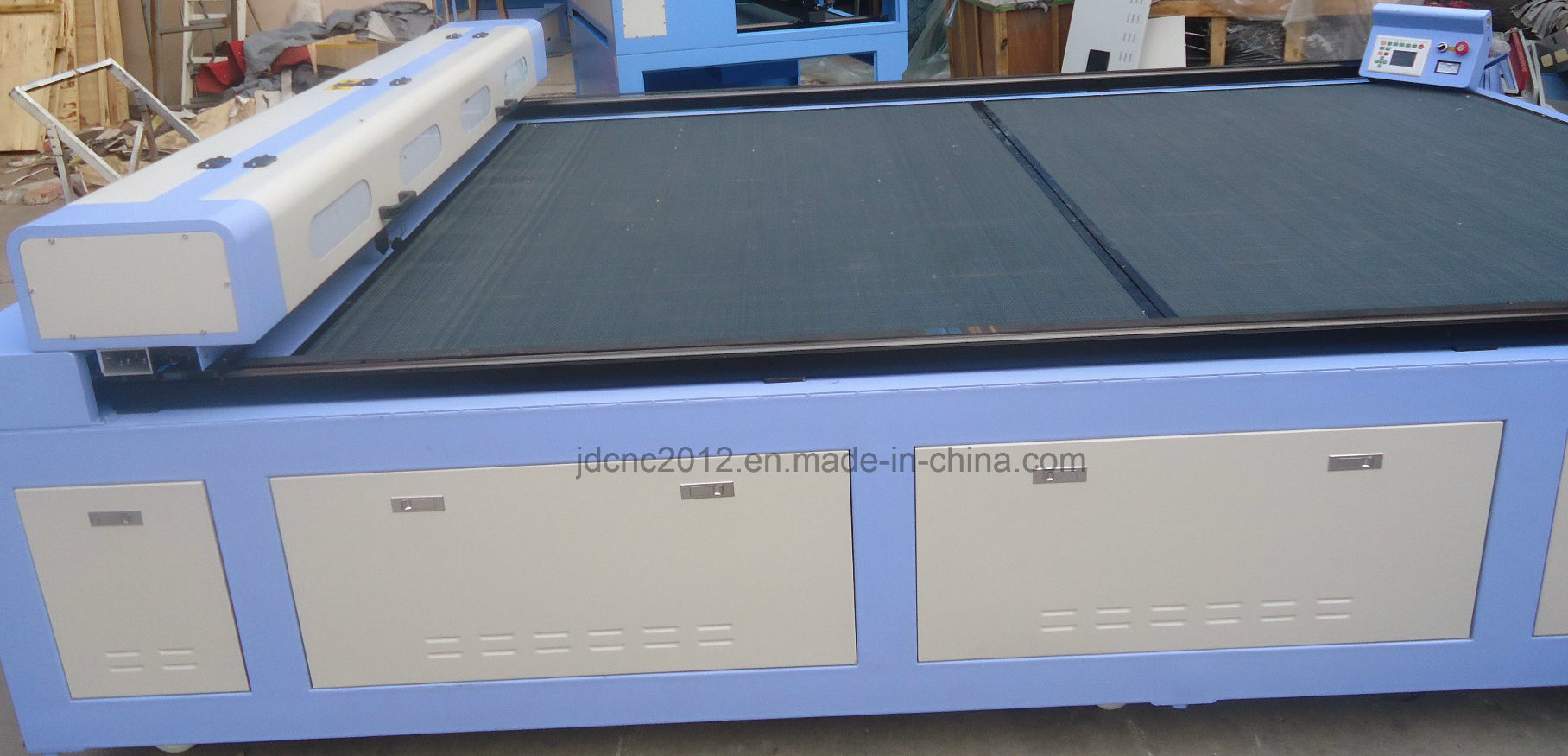 High Quality Multifunctional CO2 Laser Glass Tube Cutting Machine