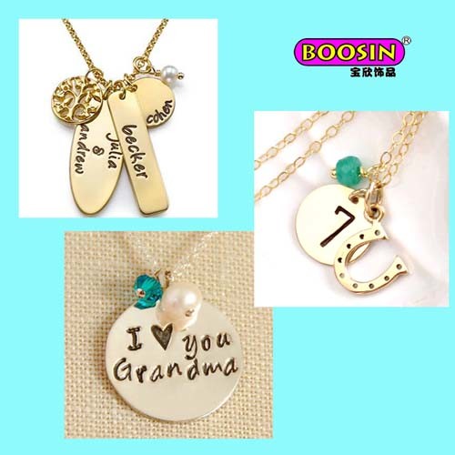 Wholesale Custom Zinc Alloy Charms Gold Chain Pendant Necklace