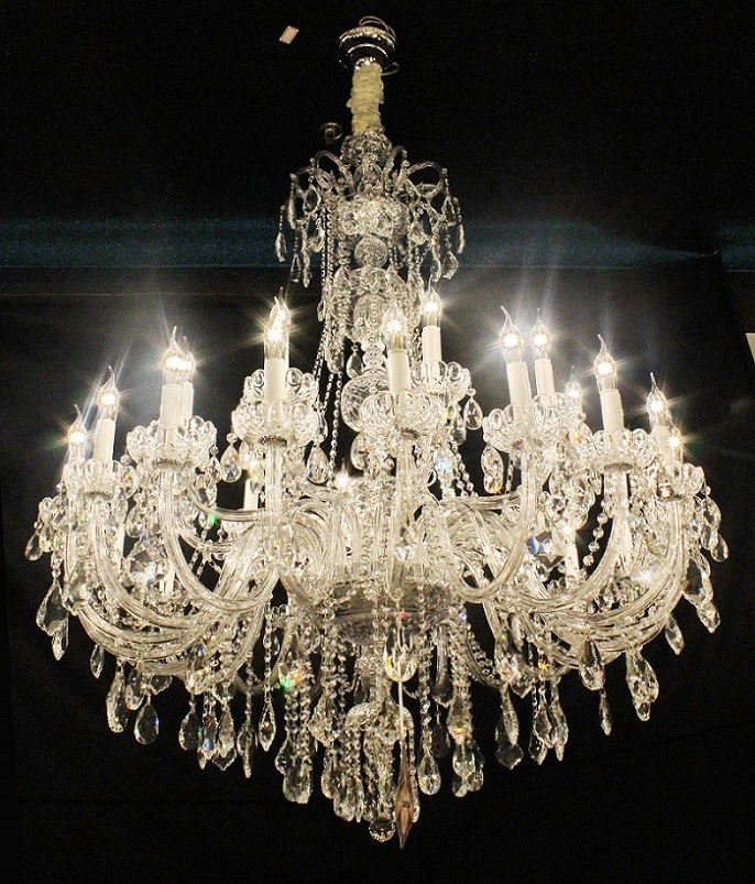 Italy Decoration Style Elegant Chrome Wrought Crystal Chandelier