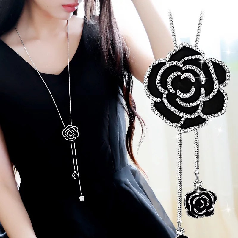 Sweater Chain Fashion Metal Chain Crystal Flower Pendant Necklaces