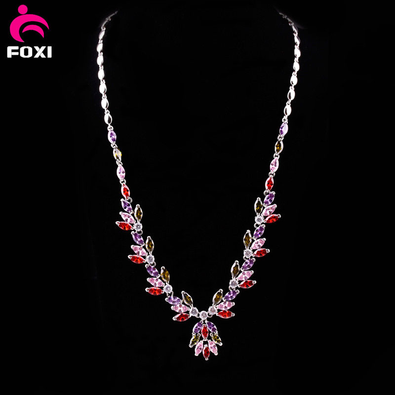 Fancy Design Fashion Gemstone Necklace for Party