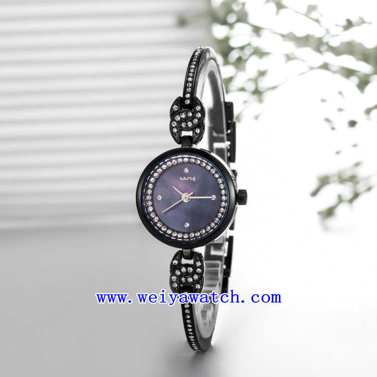 Custom Design Watch Gift Vogue Wrist Watches (WY-010J)