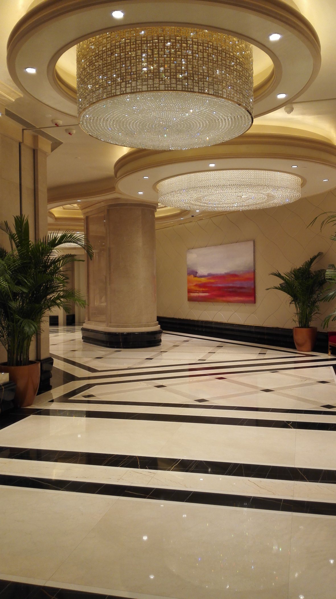 The Custom-Made Decorative Project Lighting for The Ritz-Carlton, Macau
