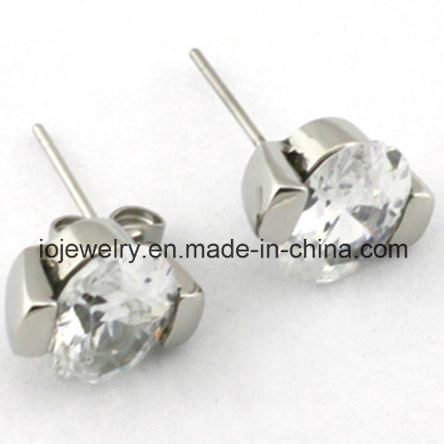 Round Clear Cubic Zirconia Stud Earring