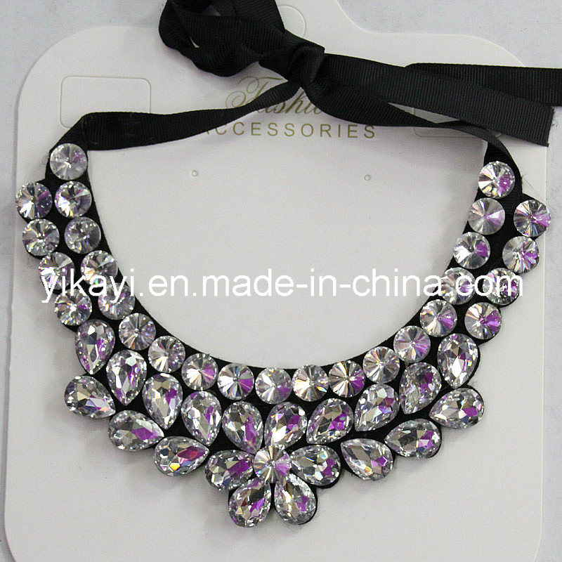 Lady Fashion Charm Glass Crystal Pendant Collar Necklace Jewelry (JE0213)