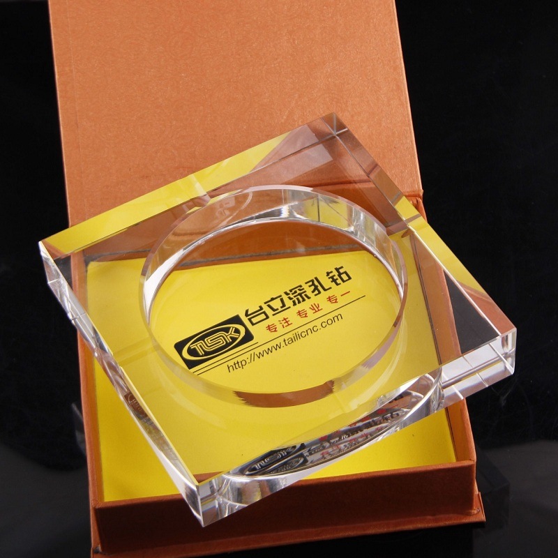 Wholesale Square Crystal Glass Ashtray as Business Gift