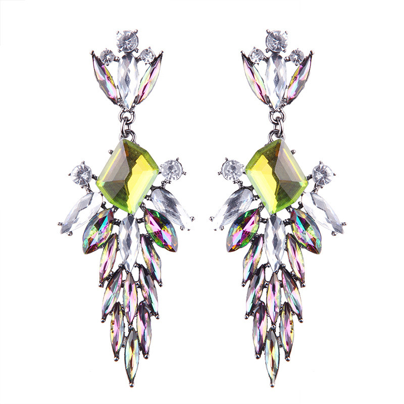 Factory New Trend Diamond Crystal Long Earrings