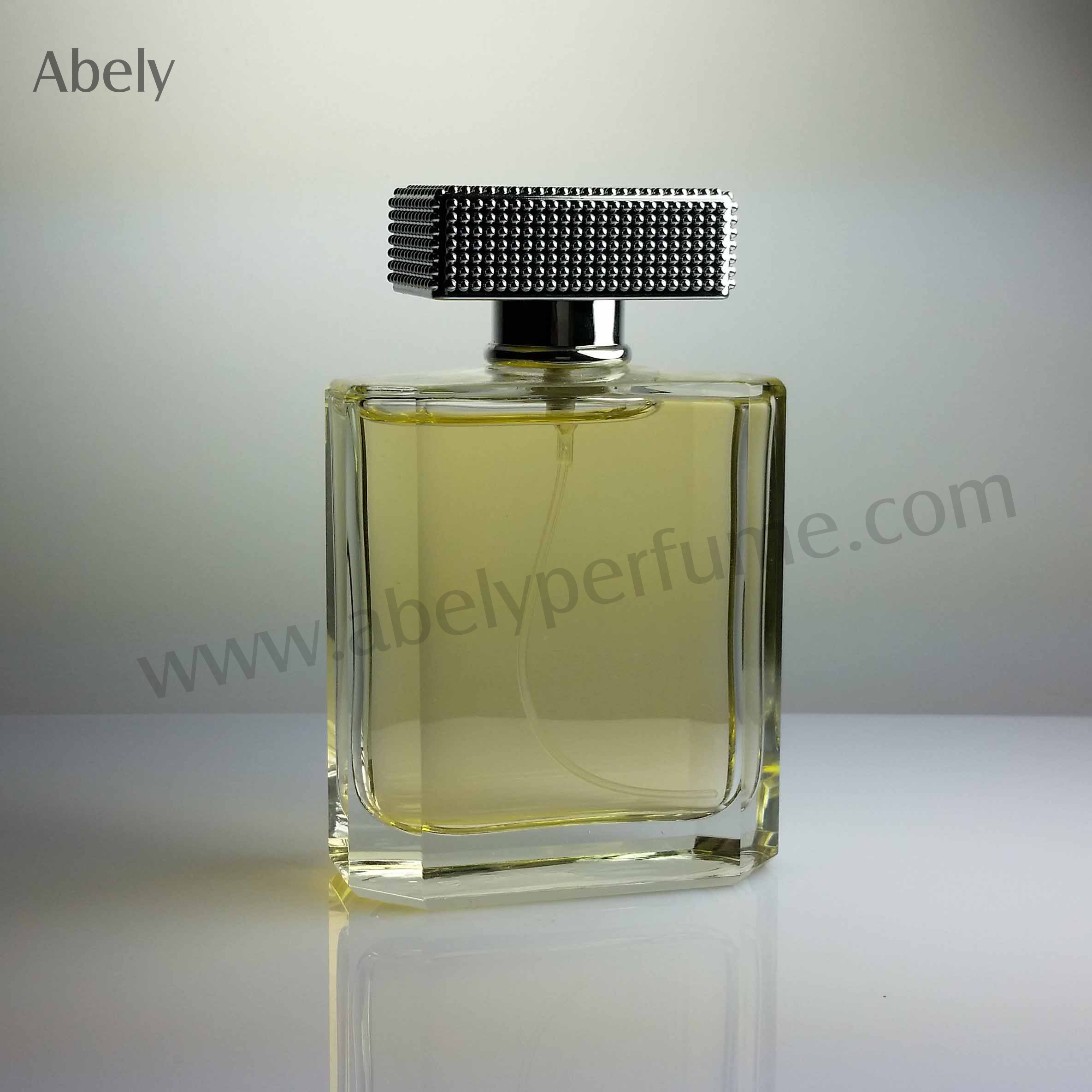 2018 High Quality Perfume Bottle with Metalizing Cap