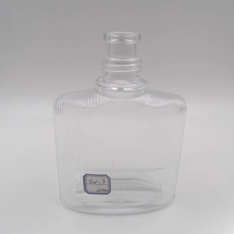 High Quality Customized 500ml Brandy Bottle, Distilled Liquor Glass Bottle