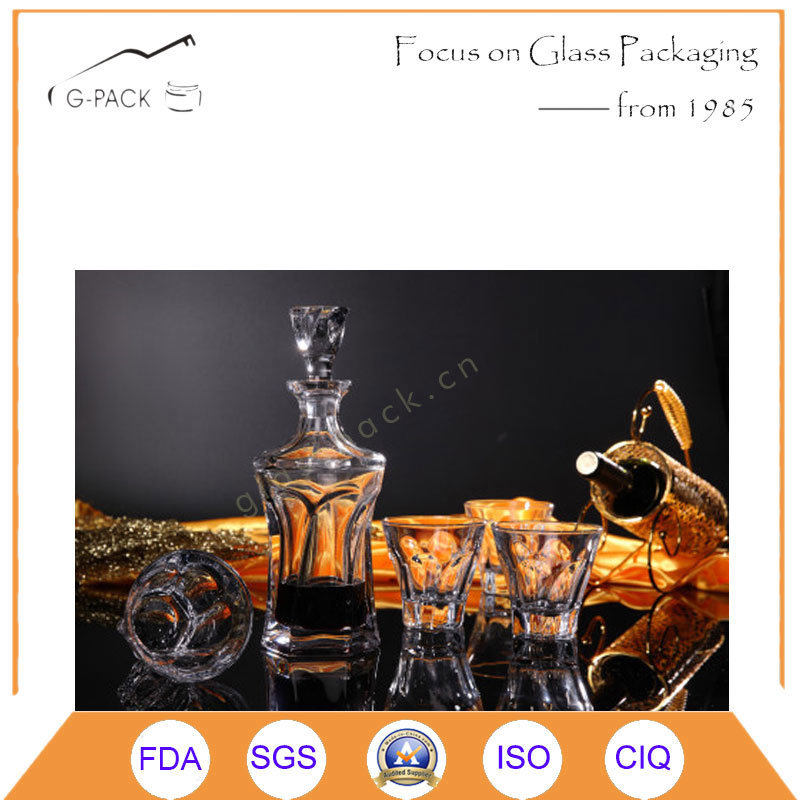 Luxury Design and Top Quality Glass Wine Bottle and Liqueurs Bottle