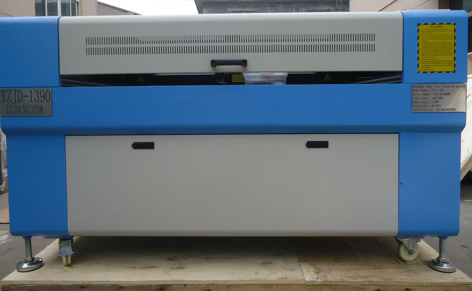 Laser Wood and Acrylic Cutting and Engraving Machine