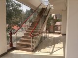 Cutomized Design Staircase with Sapele Wood Handrail Stainless Steel Column