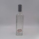 Square Liquor Whiskey Glass Container Wine Bottle with Plastic Cap