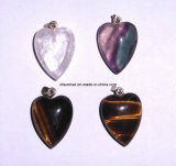 Semi Precious Stone Fashion Gemstone Heart Pendant (ESB01417)