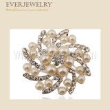 Pearl Flower Brooches for Wedding Decoration