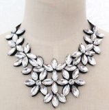 Women Fashion Bead Flower Glass Crystal Collar Necklace Jewelry (JE0190-white)