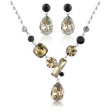 Alloy Rhinestone Fashion Jewelry Pendant Necklace Set