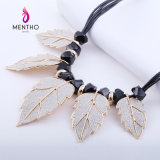 New Design Leaf Style Fashion Costume Jewelry Pendant Alloy Necklace