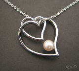 Pearl with Hearts Necklace P1591