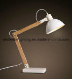 Traditional Desk Lamp with Wood Leg (WHT-0569)