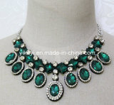 Women Fashion Green Oval Glass Crystal Pendant Collar Necklace (JE0203)