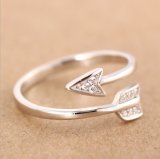 2017 New Arrival Fashion Silver Plated Arrow Crystal Ring
