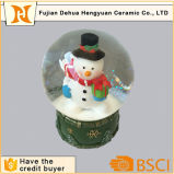 Poly Resin Snowman Figurine Custom Snow Globe Manufacturers