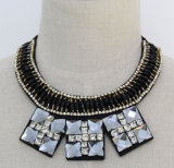 Lady Fashion Luxury Square Crystal Costume Jewelry Necklace (JE0172)