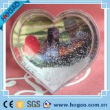 Plastic Snow Globe Photo Frame Love Theme Heart Shaped Plastic Snow Globe with Photo Insert