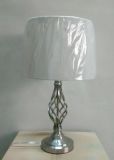 Modern Metal Table Lamp with Fabric Shade (WHT-9204)