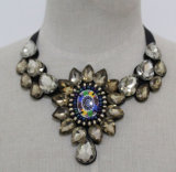 Beaded Crystal Fashion Costume Jewelry Chunky Choker Collar Necklace (JE0087)