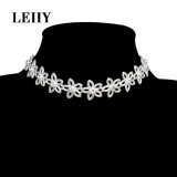 Lovely White Flower Choker Necklaces for Women Exquisite Crystal Adjustable Short Collier