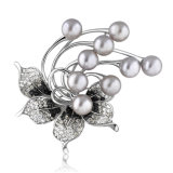 Wholesale Imitation Jewelry Pearl Rhinestone Crystal Flower Brooch