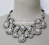 Lady Fashion Jewelry White Waterdrop Glass Crystal Pendant Necklace (JE0202)