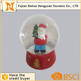 Resin Custom Snow Globe and Water Ball with Christmas Santa Claus