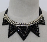 Lady Fashion Charm Crystal Costume Jewelry Chunky Choker Necklace (JE0099)